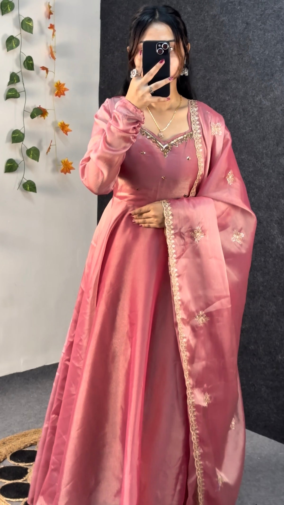 Kabana Handword Gown with duppata 💃🏻